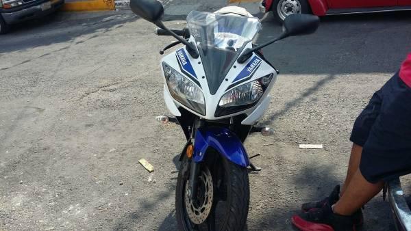 Yamaha r15 como nueva -14