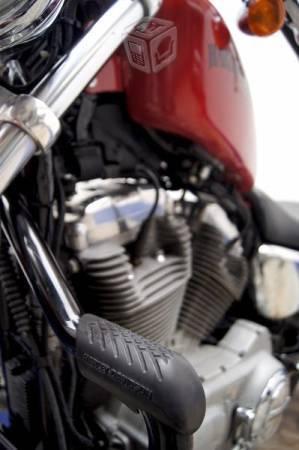 Harley Sportster equipada llamativa -07