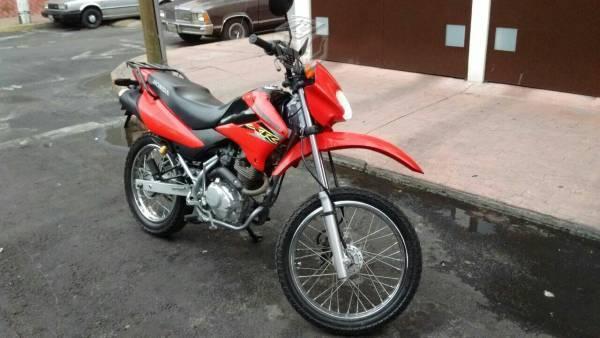 Excelente Honda bros xr -12