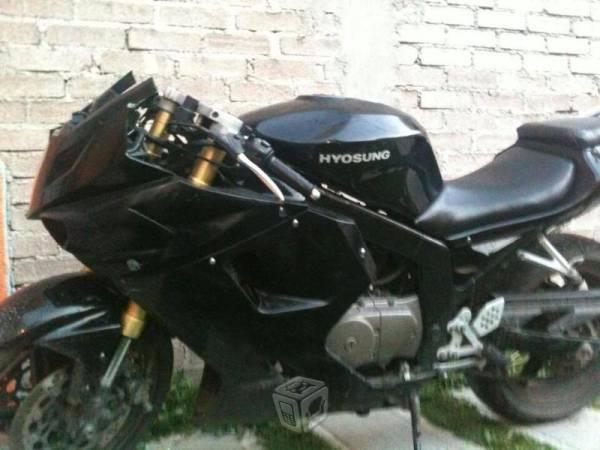 Excelente Moto Deportiva Hyosung 250 GT -08