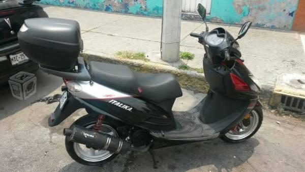 Servicial motoneta italika 150cc,6000km -14