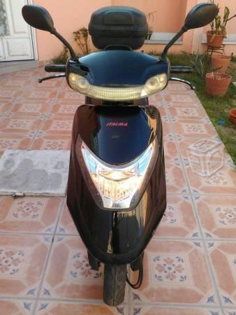 Moto Italika CS 125 Modelo -13