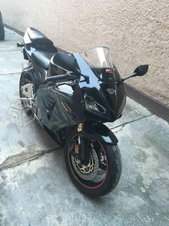 Honda 600 rr excelentes condiciones -05