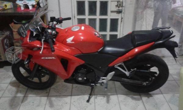 Honda cbr 250 -14