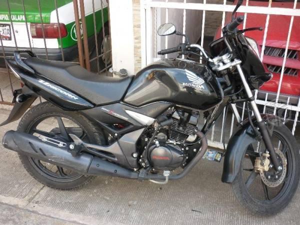 Bonita honda 150 en excelente estado 2282824684 -09