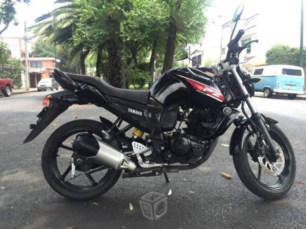 Yamaha FZ-16 -15