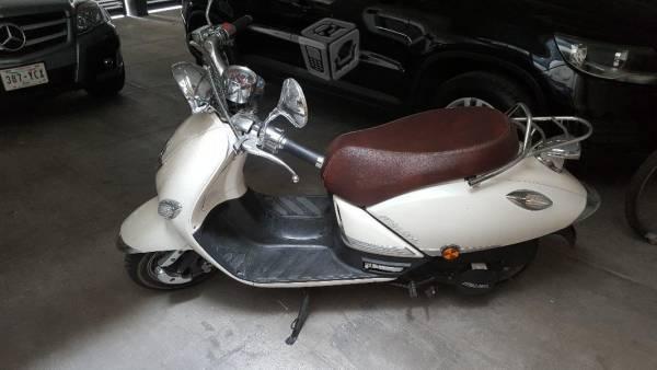 Motoneta Vitalia 125 cc- Buen estado -14