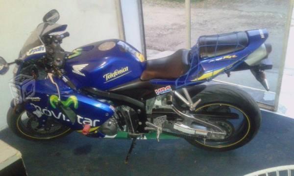 Moto Impecable. -06