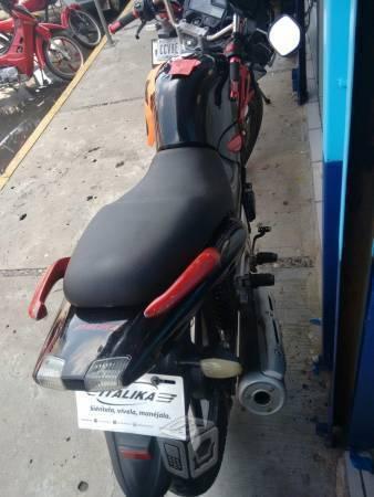 Motocicleta 180 -14