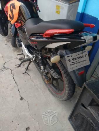 Motocicleta 180 -14