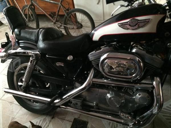 Excelente Harley- Davidson XL 1200