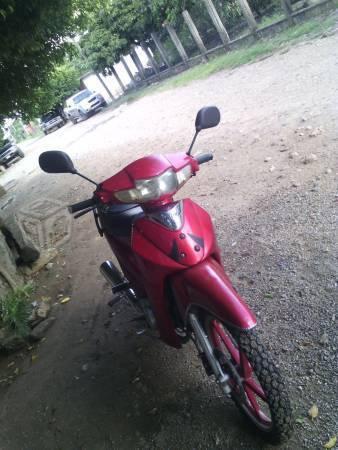 Vendo moto italika 110 -12