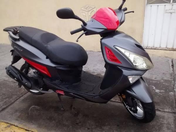 Motoneta italika gst 175 personalizada -15