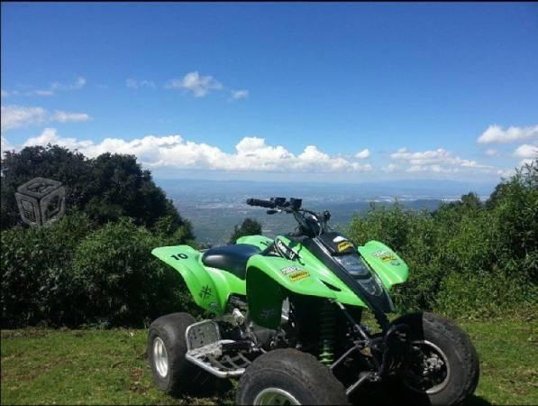 Cuatrimoto Kawasaki -04