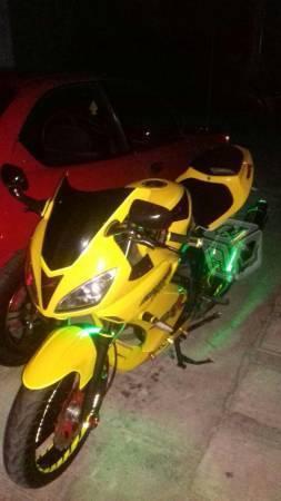 en venta moto dinamo -14