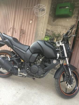 Motocicleta Yamaha fz16 -14