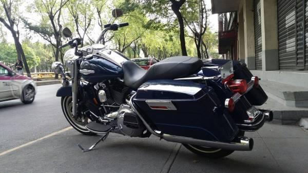 Harley Davidson Road King Peace Officer -08