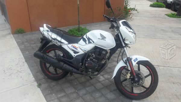 Honda CBF 150 Unicorn -11