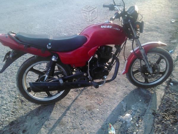 Motocicleta FT 150 -10