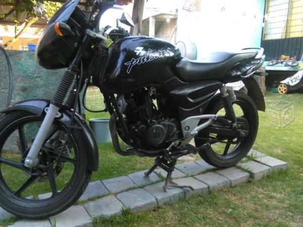 Moto Bajaj 180 -06