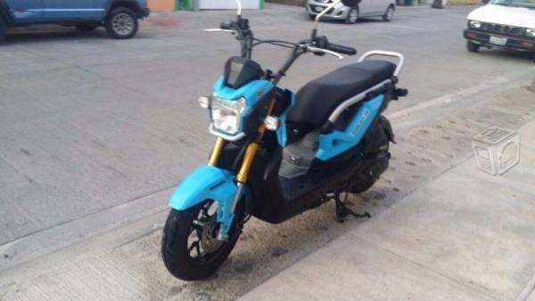 Honda zoomer -16