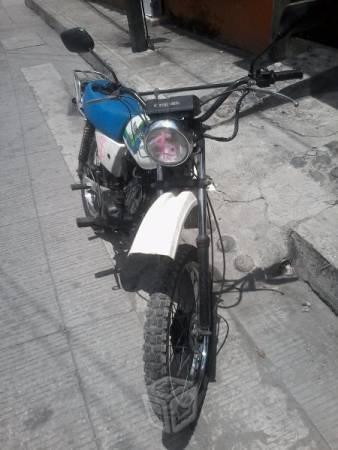 Motocicleta Kawasaki 100 -91
