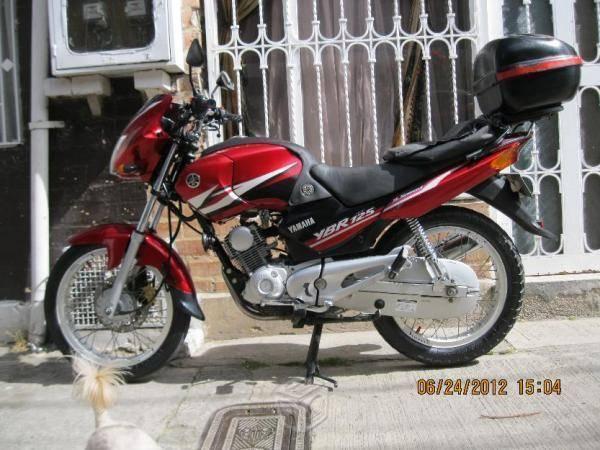 Yamaha ybr 125 cc color roja -12