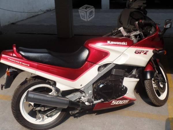 Kawasaki gpz 500s, en buen estado original -92