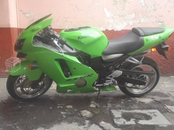 Kawasaki ninja zx12r -03