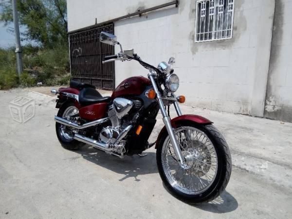 Honda Shadow VT 600 -01