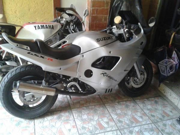 Suzuki gsx 650 posible cambio -94