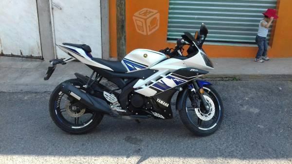 Yamaha R 15 -15