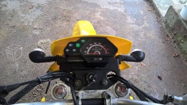 Dm 150cc. seminueva -14