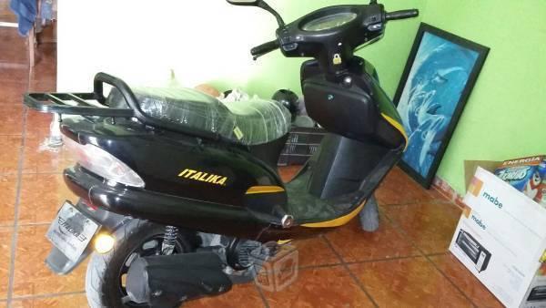 Moto Italika 125 -15