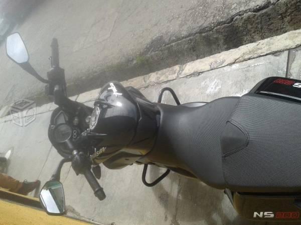 Pulsar ns200 -16