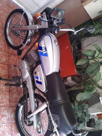 Yamaha RXz100 semi nueva -93