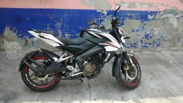 Moto pulsar 200NS