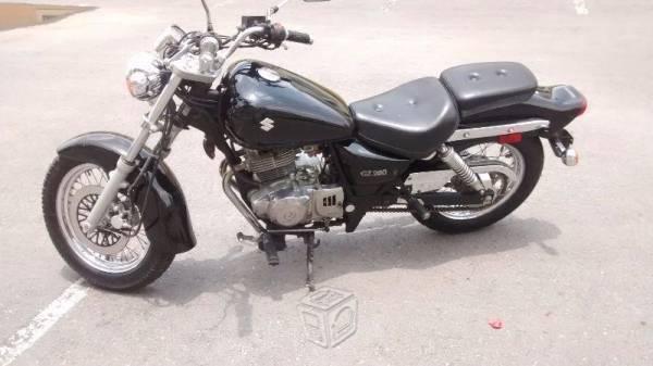 Moto choper suzuki 250 -15