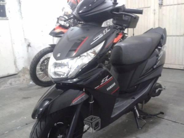 YAMAHA ray z como NUEVA -14