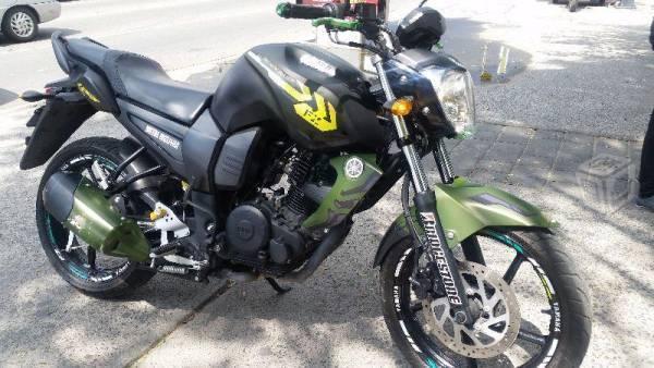 Yamaha fz16 edición especial battle green -15