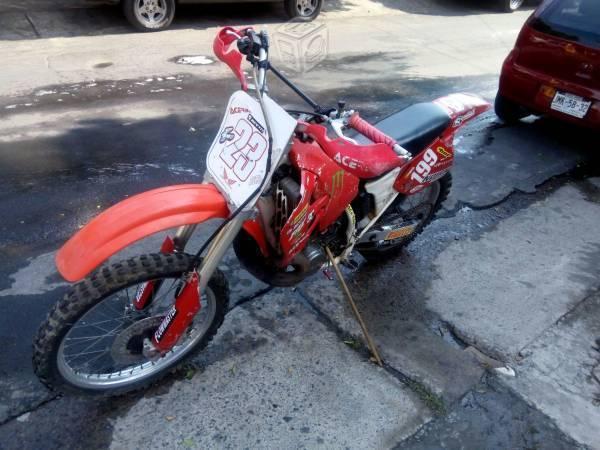 Honda cr250cc -99