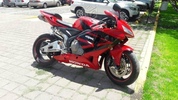 Honda cbr 600 rr -06