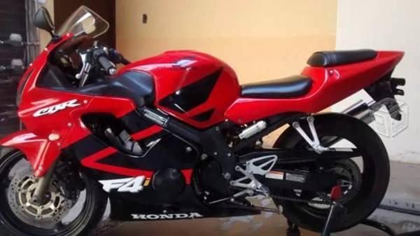 Cbr 600 f4i todo pagado a mi nombre