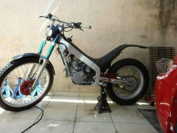 Honda trial montesa -03