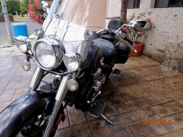 Yamaha road star 1700 -14