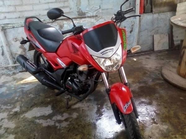 Motocicleta Honda -11