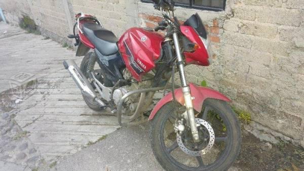 Motocicleta yamaha ybr125 -14