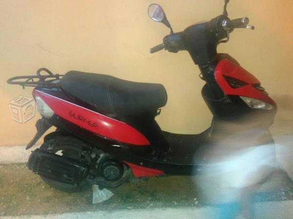 Vendo motoneta cr125 -15