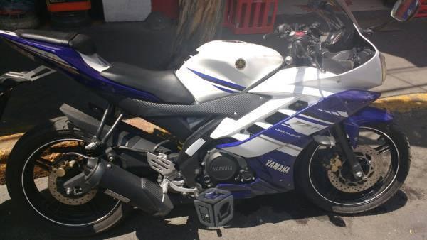 Yamaha r15 -15