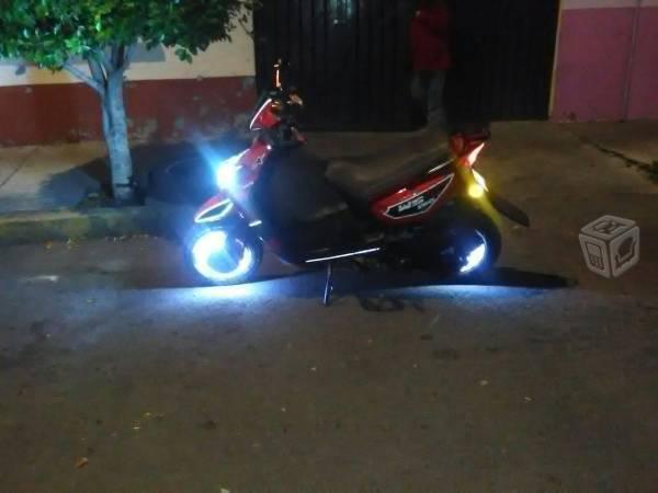 V/c excelente moto ws -14